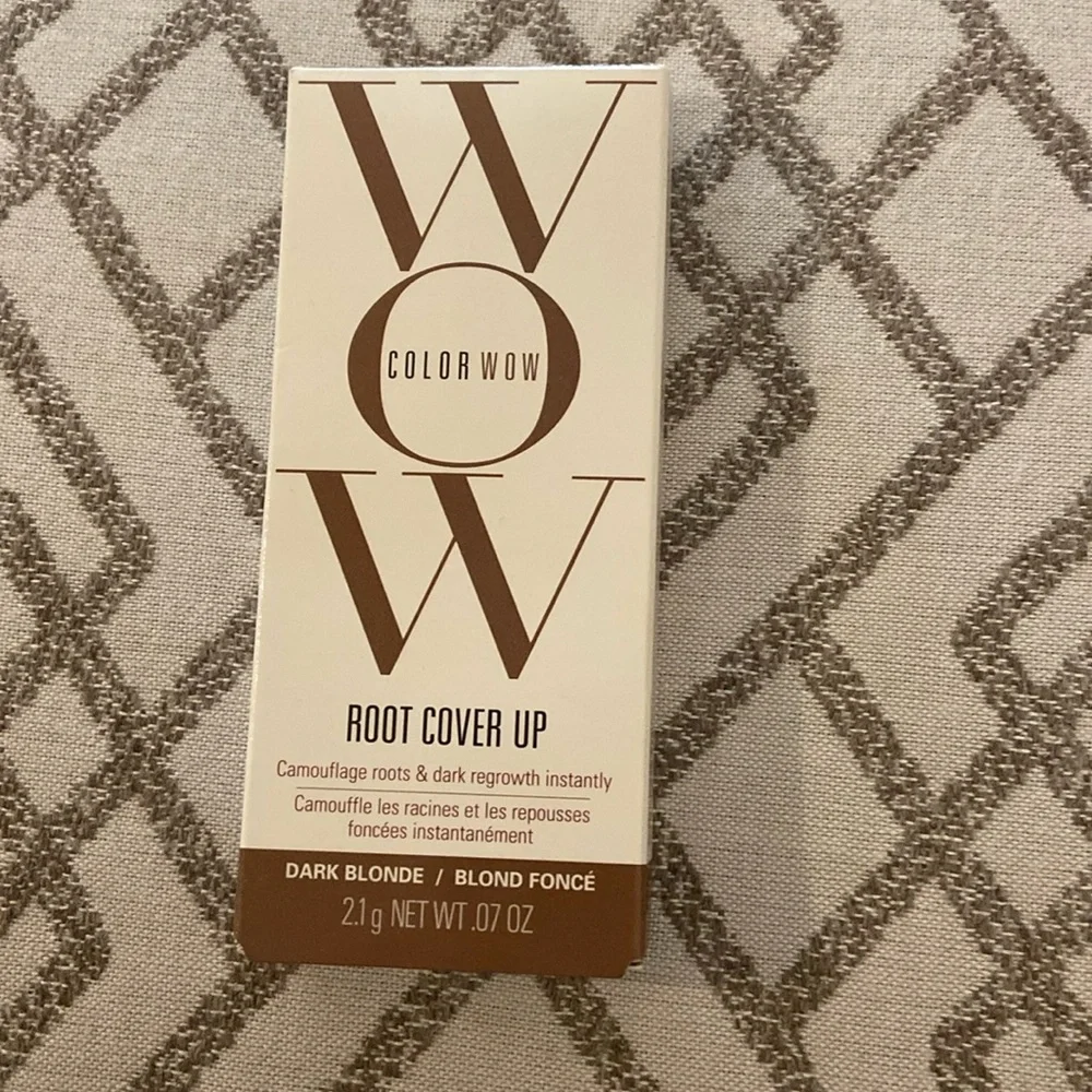 Color Wow Root Cover Up - Picture 1 of 3